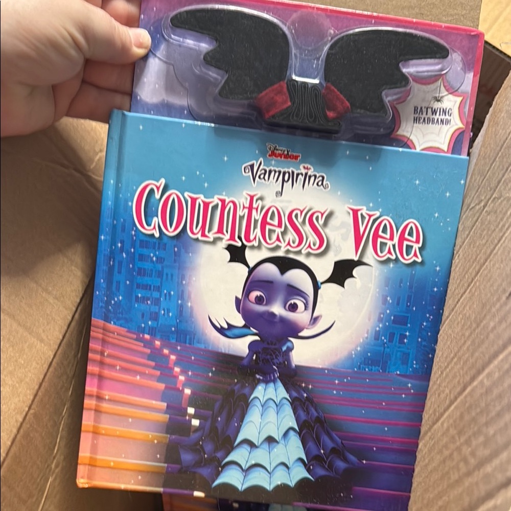 Vampirina Countess Vee Kids Book with Black Batwing Headband